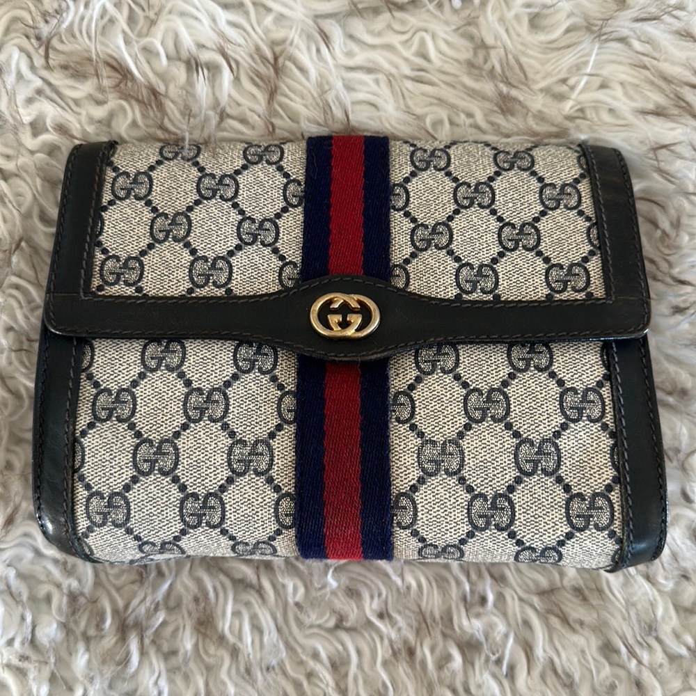 Vintage Blue Gucci Crossbody/Clutch